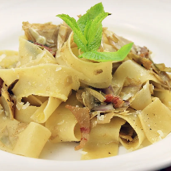 tortellini pecorino y alcaucil
