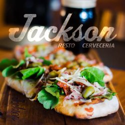 rucula y crudo