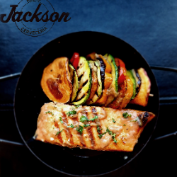 salmon demi - glas